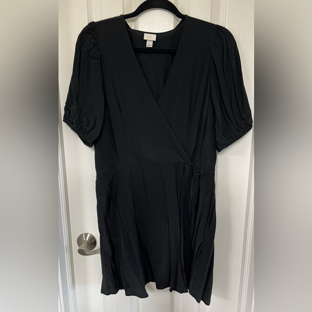 a new day Short Sleeve V-Neck Faux Wrap Dress with Pockets Size L EUC
